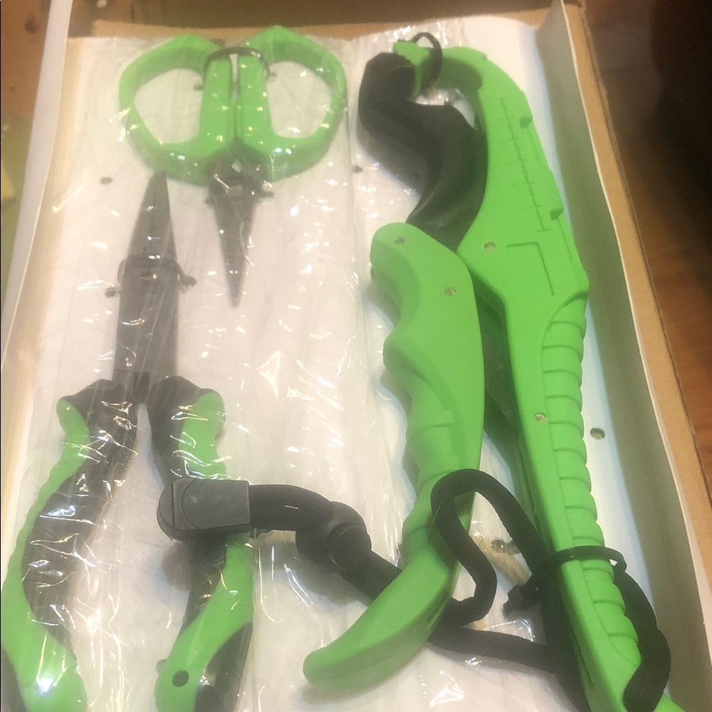 Green Fishing Multi-Tool Set - Men Accessories